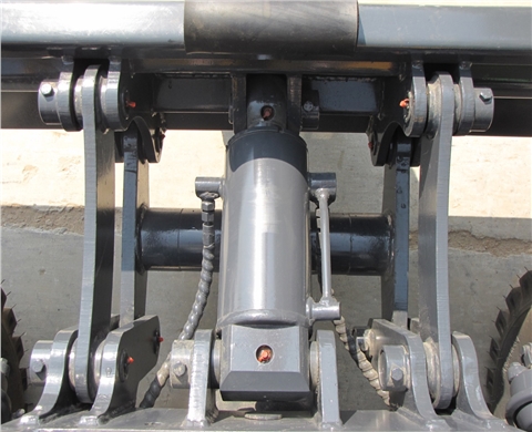 寶鼎小型輪式90-7挖掘機(jī)