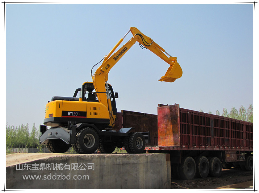 山東寶鼎挖掘機(jī)公司輪式挖掘機(jī)產(chǎn)品