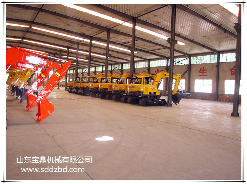 寶鼎挖掘機公司小型挖掘機械產(chǎn)品