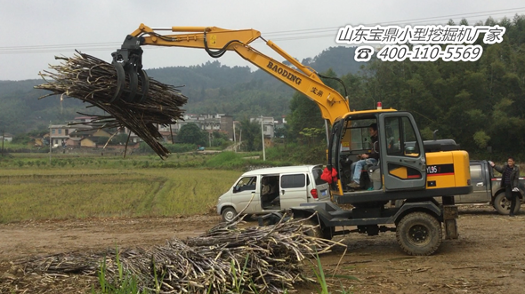 寶鼎輪式蔗木裝卸機(jī)產(chǎn)品