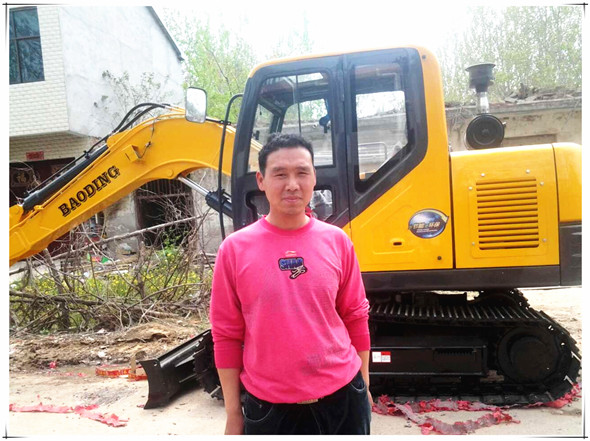 寶鼎小型挖掘機用戶