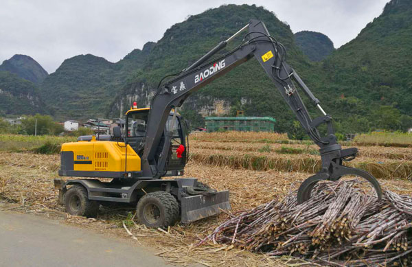 寶鼎抓木機(jī)廣西做工.jpg