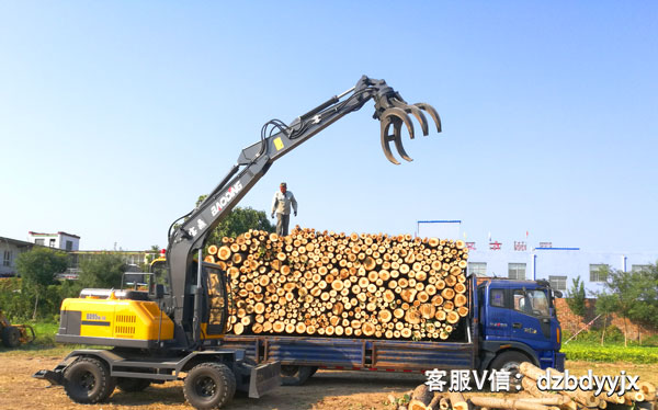 寶鼎95抓木機(jī).jpg