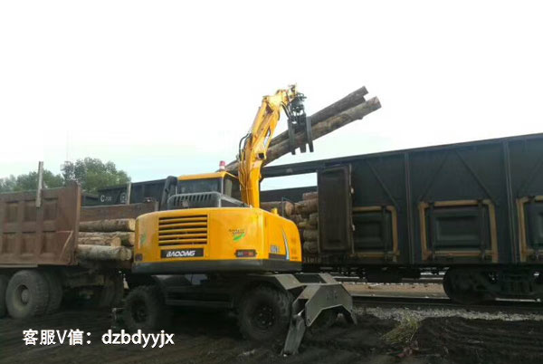 輪式抓木機(jī)寶鼎95車型.jpg