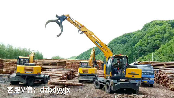 輪式挖掘機抓木機.jpg