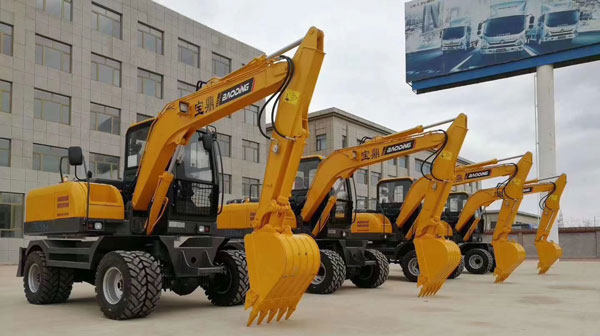 寶鼎80輪式挖掘機.jpg